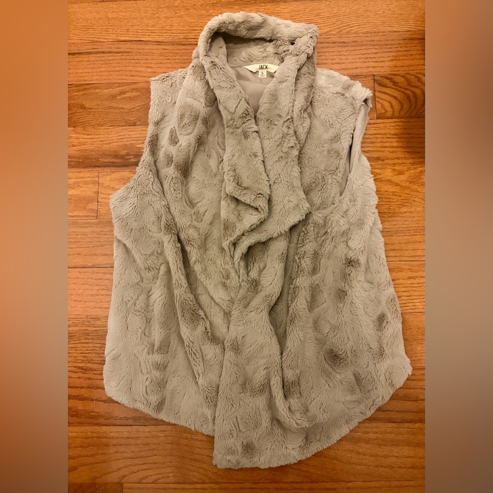 Jack by BB Dakota Gray Faux Fur Vest